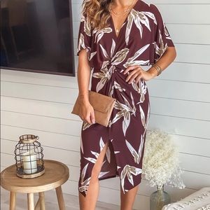 Kimono sleeve knot detail dress